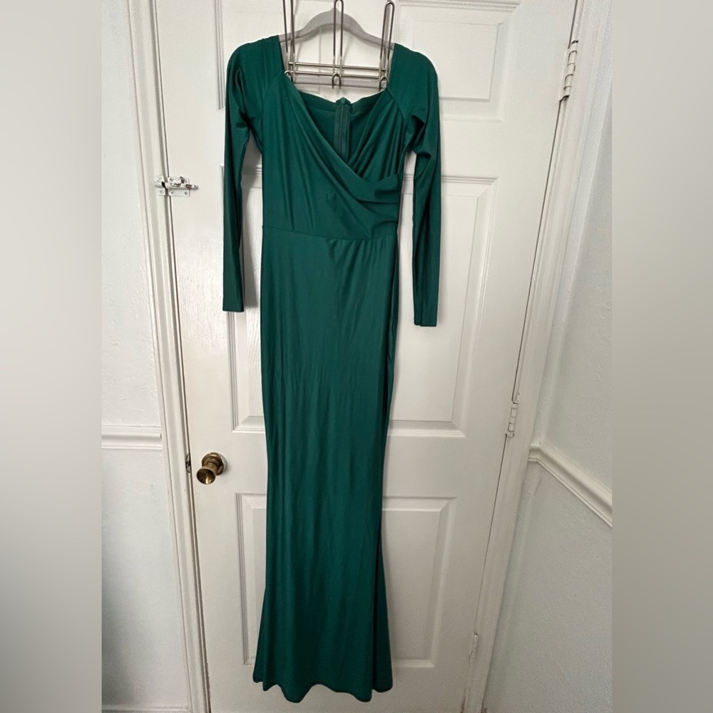Women's Emerald Green Long Sleeve Maxi Dress